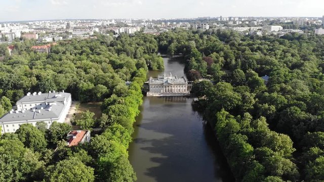 Warszawa - Pałac na wodzie w Łazienkach Kr&oacute;lewskich