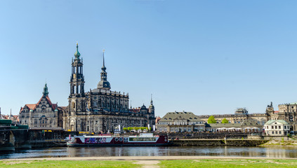 Fototapeta na wymiar The Old Town architecture with Elbe river in Dresden, Germany