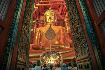 Naklejka premium Big Buddha Wat Phananchoeng Thailand