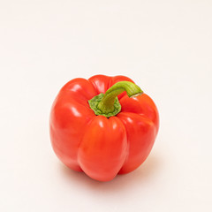 Ansicht einer einzelnen roten Paprika