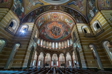 Fototapeta na wymiar St Louis, Missouri \ USA - January 15 2019: The North transept of Cathedral basilica of St Louis depicting descent of the Holy Spirit upon the Apostles and other followers of Jesus Christ