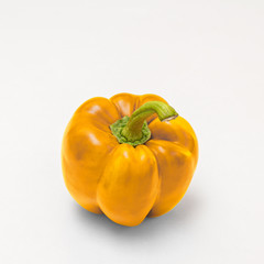 Ansicht einer leckeren orange-gelben Paprika