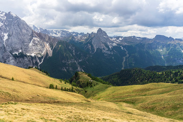 Fototapeta na wymiar Beautiful mountain landscape of the Dolomites in June.