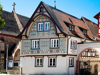 Marienhaus in Bensheim an der Weinstrasse 