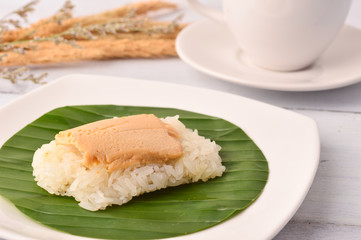 Thai dessert egg custard with sticky rice