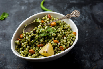 Hariyali sabudana khichdi is a delicious twist to the regular Sago khichadi made using cilantro , chillies and groundnuts