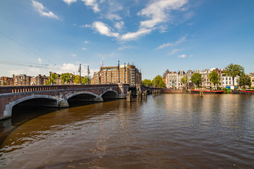 Fototapeta na wymiar Amstel river