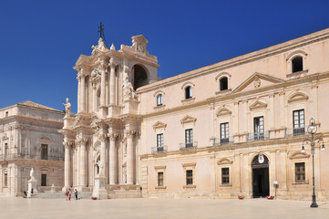 Fototapeta na wymiar The Cathedral of Syracuse (Duomo di Siracusa). The famous church in Syracuse Sicily Italy.