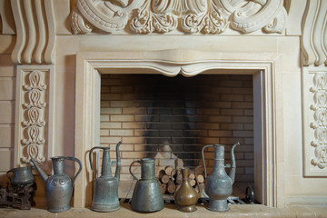 Aftafa, Seheng. Basically, household items used for washing and hand washing. old copper container. Metalware, including jujum and sahang heavy-duty water-carrying vessels