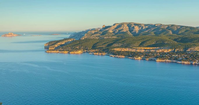 Time lapse  sur le lever du soleil de la Baie de Cassis