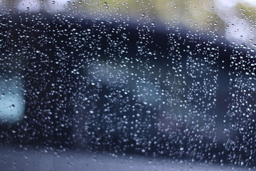 Obraz na płótnie Canvas rain drops on window