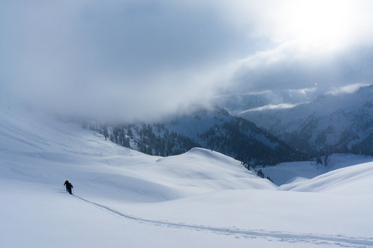 Splitboard touring