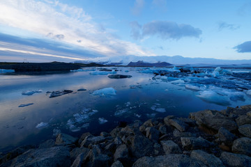 Iceland beautiful Jökulsárlón glacier lagoon before sunrise during winter