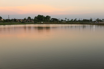 lake in the park .
