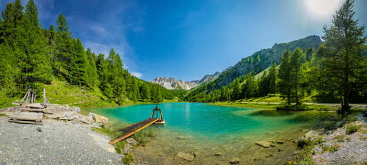 Panoramique du lac de l'Orceyrette