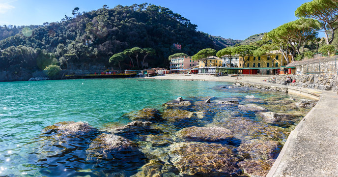 The beach of Paraggi