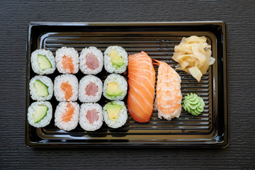 Sushi Take away Box black macro closeup Homepage Banner