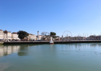 Fototapeta na wymiar Au vieux-port de la Rochelle