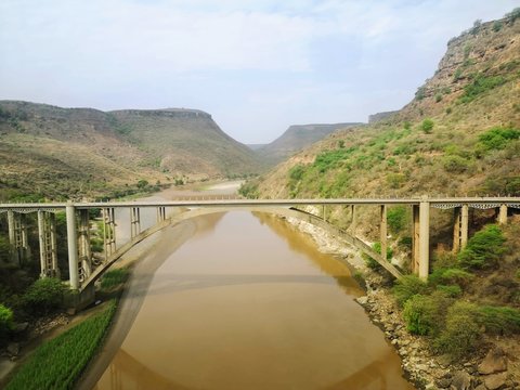 crossing nile