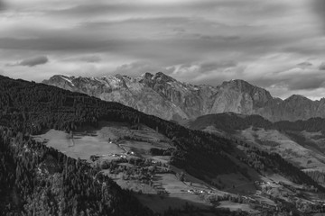 berge schwarz wei&szlig;