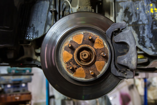 Car brake disc without wheels