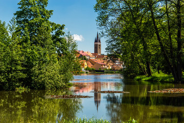 Obraz premium Castle Telc across pond. UNESCO World Heritage Site. South Moravia, Czech Republic.