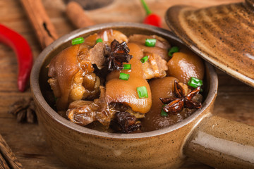 Delicious spicy trotters and spices