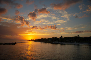 Fototapeta na wymiar Jamaican Sunrise
