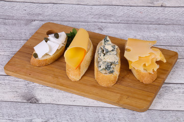 Bruschetta with various cheeses