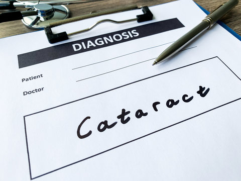 Diagnosis Cataract In A Medical Form On The Doctor Desk