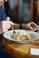 Man eating pasta close-up