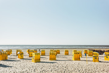 Strand am Nordsee-Wattenmeer in Cuxhaven-Duhnen - obrazy, fototapety, plakaty