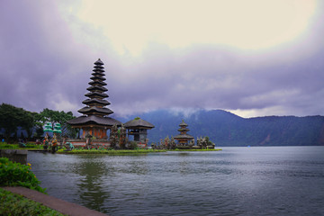 temple of heaven Beduhul Bali