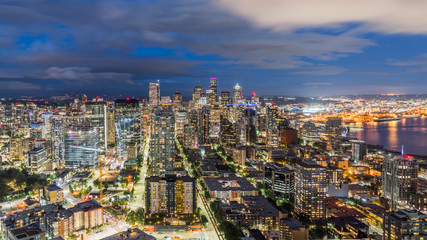 Fototapeta premium Seattle, Washington State, USA. Seattle`s skylines in blue hour, the view fromfamous Space Needle tower.