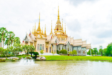 Naklejka premium Wat Luang Pho Toh