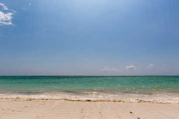 Sandstrand auf Sansibar