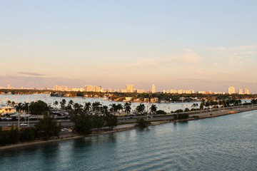 Fototapeta premium skyline of Miami harbor