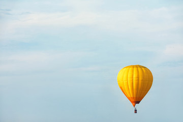 Fototapeta premium View of hot air balloon in blue sky