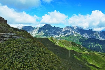 Obraz premium Austrian Alps-view on the Alps and peak Zimba in cloud