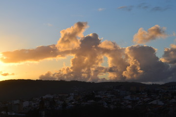 Puesta de sol en la ciudad de Ferrol.