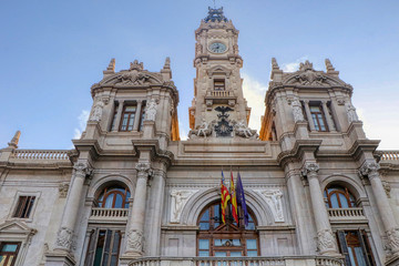 Fototapeta na wymiar The beautiful Town Hall building (Ayuntamiento de Valencia) in Valencia, Spain