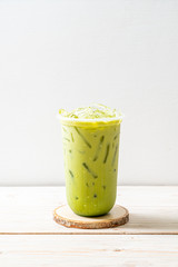iced matcha latte green tea