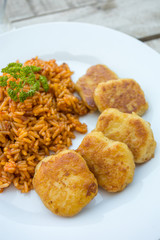 nuggets de poulet et riz
