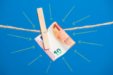 Billetes de Euro, moneda de la comunidad económica europea, el dinero es necesario en la vida...