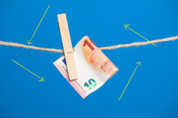Billetes de Euro, moneda de la comunidad económica europea, el dinero es necesario en la vida...