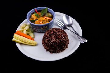 Riceberry with Thai red curry 