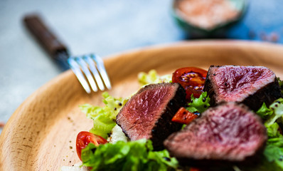 Steak salad with fresh lettuce