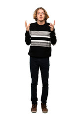 Obraz premium Full-length shot of Blonde man frustrated by a bad situation over isolated white background