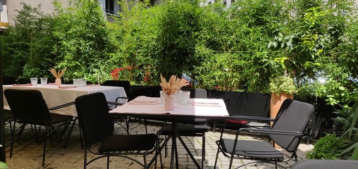 garden bar