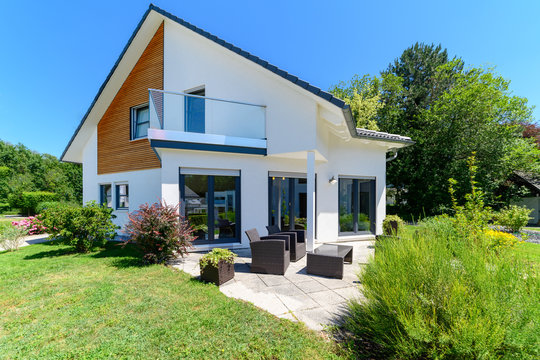Einfamilienhaus mit Garten, hochwertig, Wohneigentum